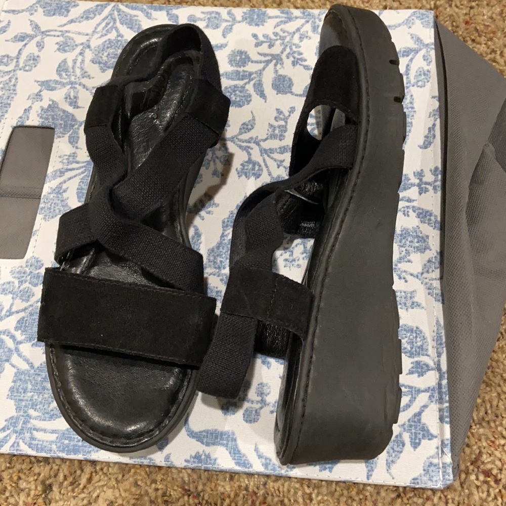 Born black sandals - Picture 4 of 4
